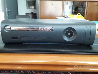 Xbox 360 Elite 120 GB + Alimentatore + Scatola