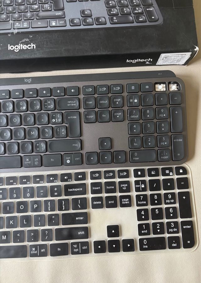 Teclado Logitech MX Keys