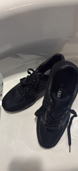 Scarpe nere taglia 38