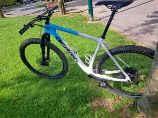 Berria Bravo Carbono