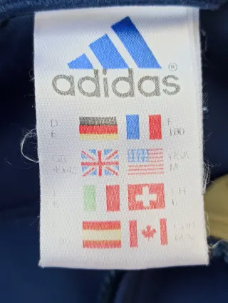 CHAQUETA DEPORTIVA ADIDAS VINTAGE.