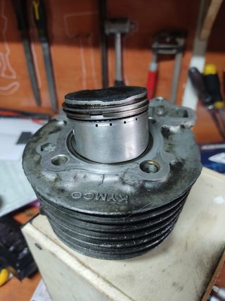 Cilindro, pistón con bulon Kymco gy6