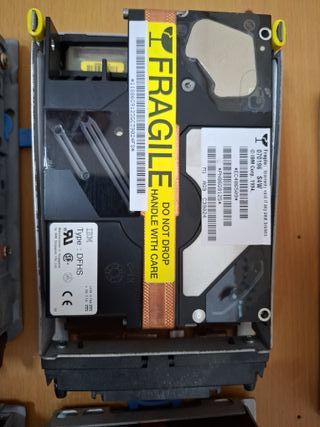 4 Discos Duros IBM S4W