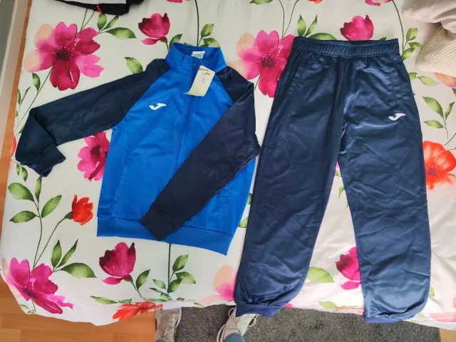 Chándal Joma Azul talla 10 años nuevo sin estrenar