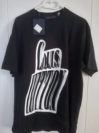 Camiseta Louis Vuitton Gris Talla XXL Y XL 
BOSSXL