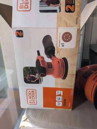 Lijadora Rotorbital Black+Decker BEW210