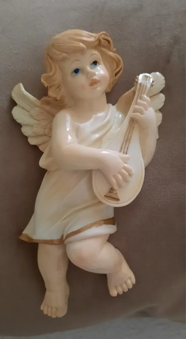 Figura Ángel Resina Música