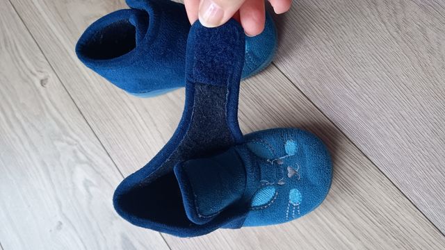 Pantofole bimbi blu con coniglietto n.22