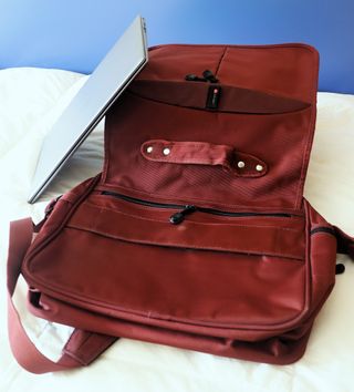 Maletín Delsey Granate Documentos