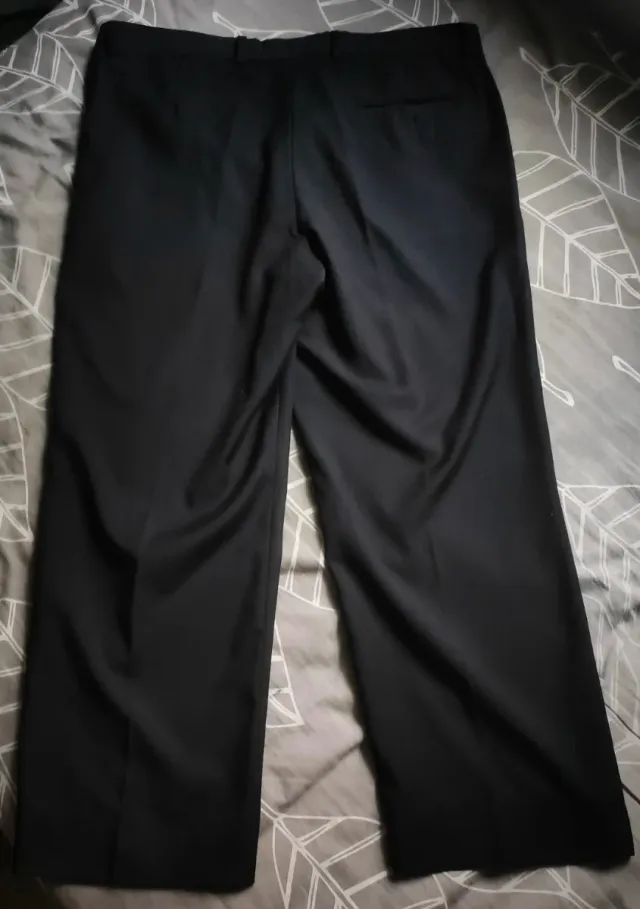 Pantalón hombre Talla 44 negro