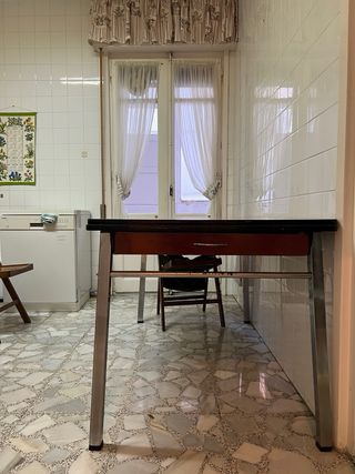 Mesa de comedor madera y metal