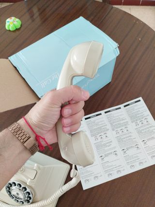 Audiolibro teléfono antiguo