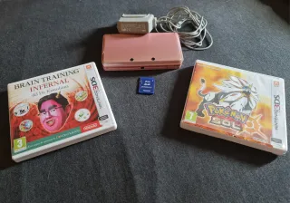 Nintendo 3DS Rosa + 2 Juegos + Cargador