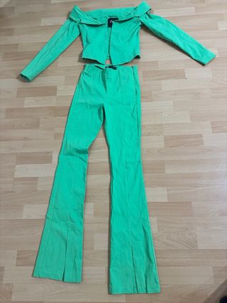 Conjunto Zara verde