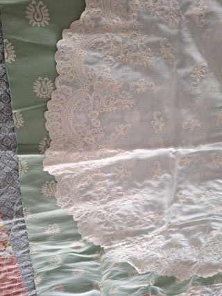 Mantilla velo batista beige y blanco