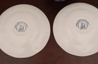 Set 2 tazzine Royal Homes Britain