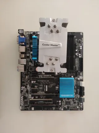 Placa base Gigabyte GA-Z77X-D3H 