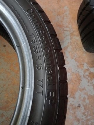 Neumáticos Continental 175/55 R15 77T