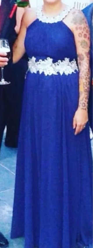 Vestido de fiesta azul con plateado