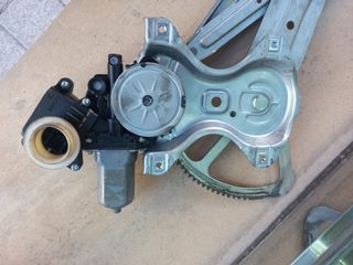 Motor Elevalunas Toyota Verso Izdo 2009