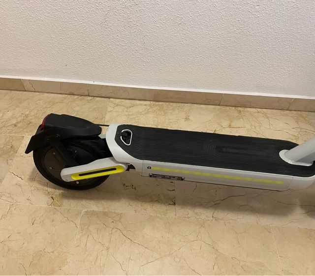 Patín Eléctrico Olsson Quantum Gris