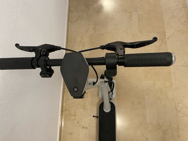 Patín Eléctrico Olsson Quantum Gris