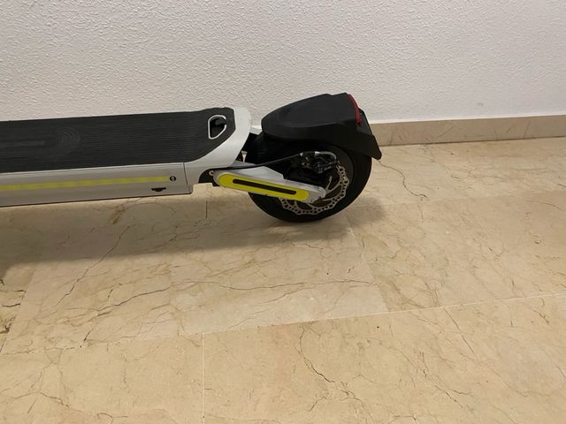 Patín Eléctrico Olsson Quantum Gris