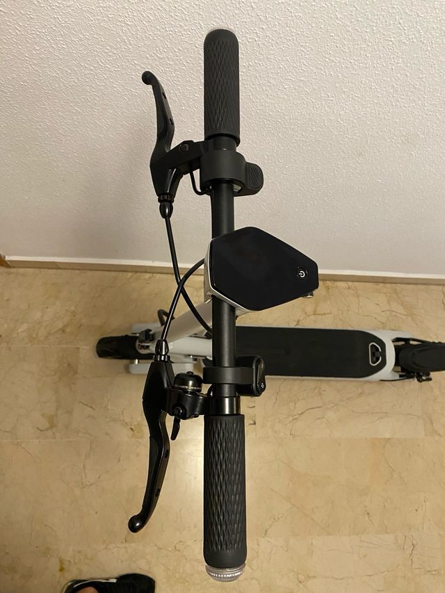 Patín Eléctrico Olsson Quantum Gris