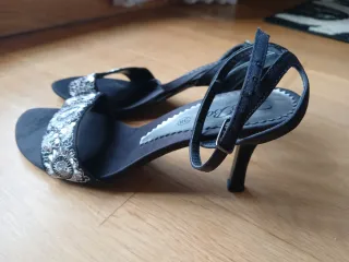 Sandalias fiesta finas negras talla 38