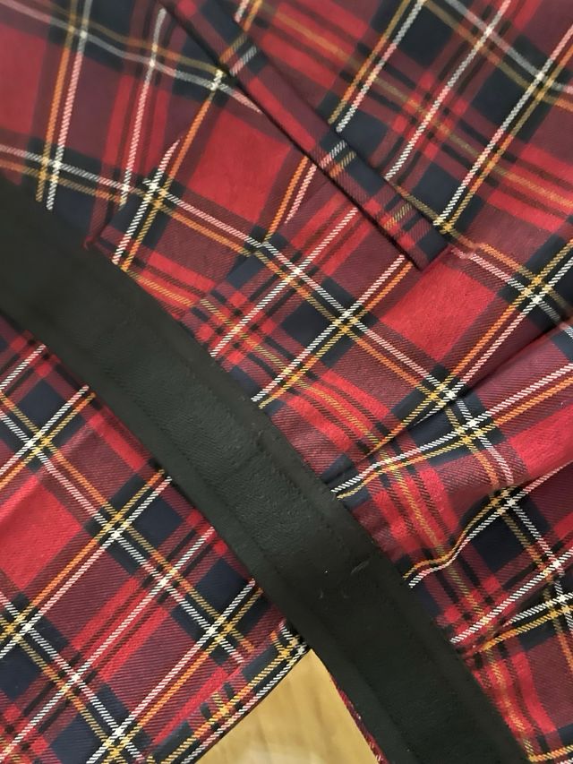 Pantalones Zara cuadros rojo y azul