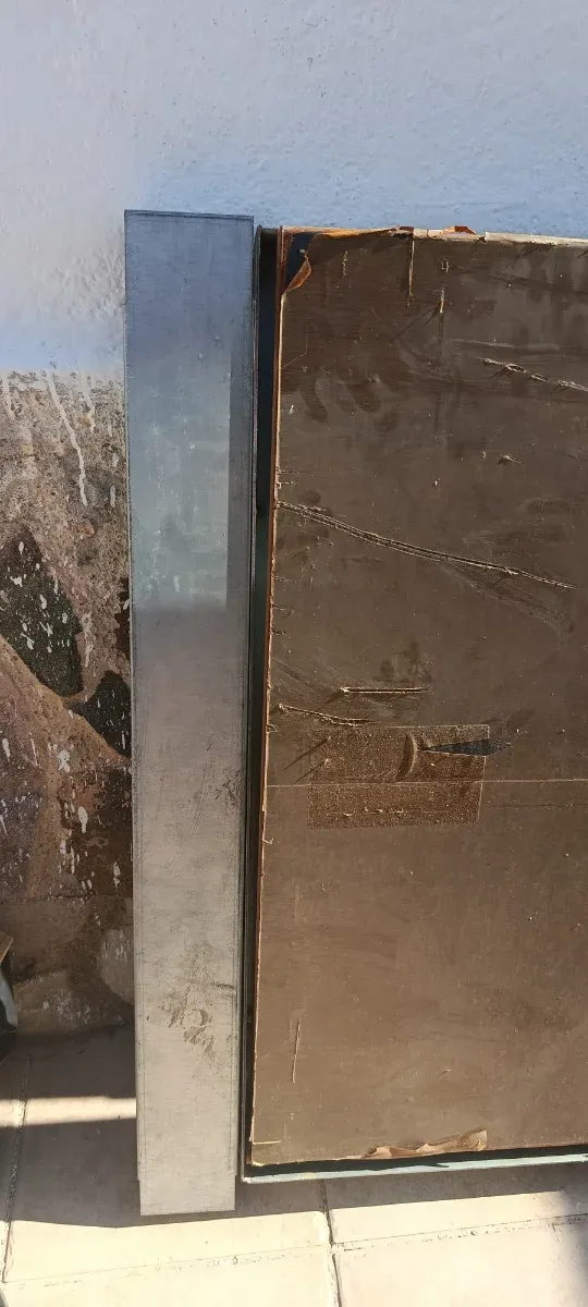 Puerta de hierro WE2218997P