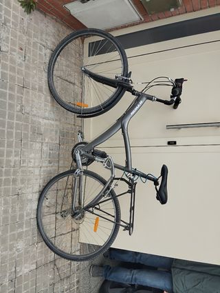 Bicicleta B-Twin Gris