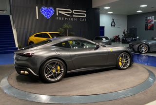 Ferrari Roma Coupé 