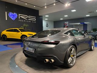 Ferrari Roma Coupé 