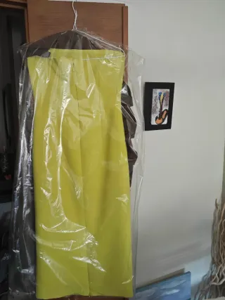 Vestido de fiesta VICTORIA, talla 38.