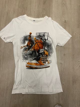 Camiseta Nike Negra y camiseta del snipes