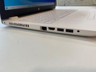 PORTATIL HP 7265NGW/AMD A9-9420/8GB RAM/256GB SSD CON CARGADOR