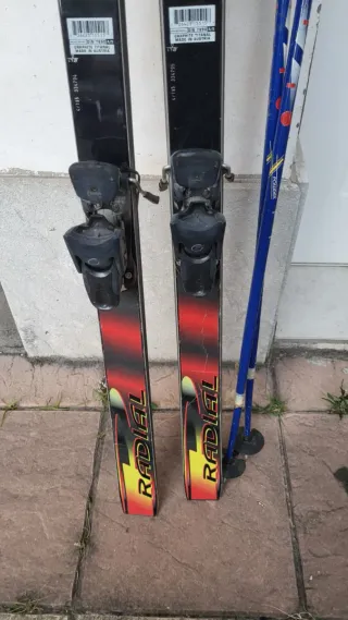 Lote de 3 esquís 