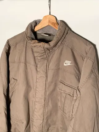 Abrigo Nike vintage, parka retro Y2K beige