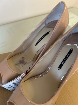 Zapatos Zara charol nude Talla 40