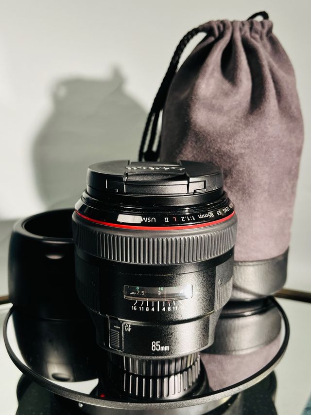 Objetiva Canon EF 85mm f/1.2 L II USM