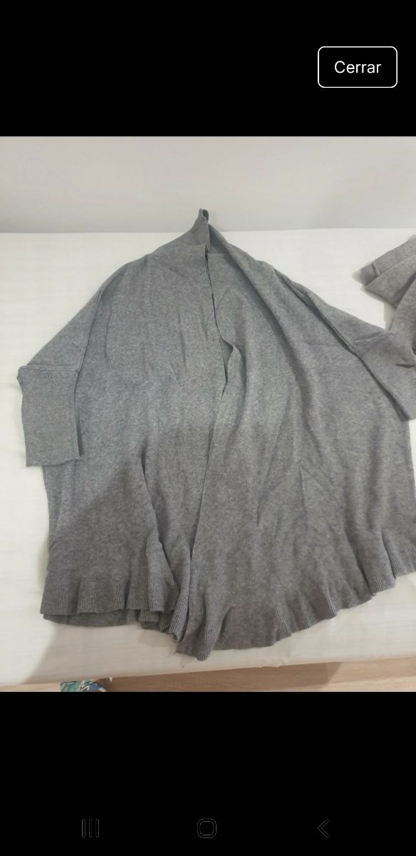 Cardigan gris volantes talla única