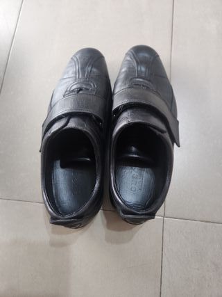 Zapatos Gucci Negros Talla 41E,  como 42