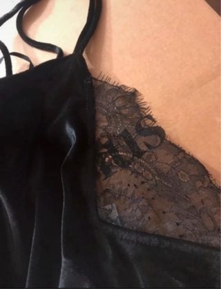 Top Stradivarius velluto e pizzo Nuovo