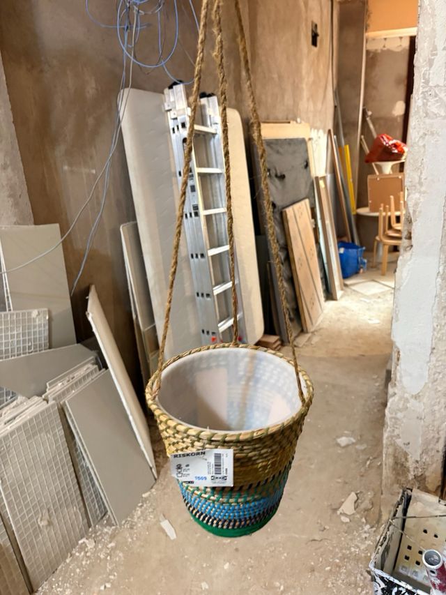 Colgador planta RISKORN IKEA x 6 tengo cada uno 3€