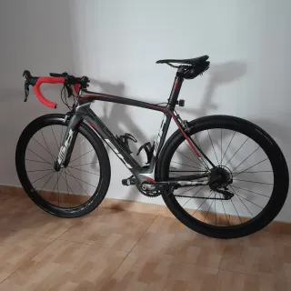 Bicicleta de carretera BH
Talla M