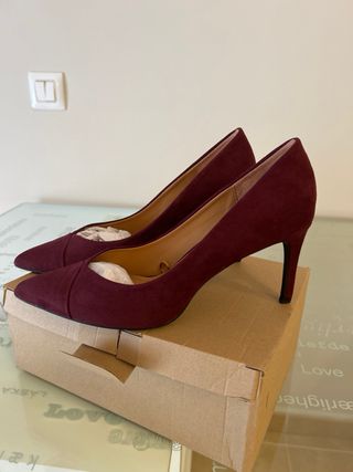 Zapatos de tacón Zara burdeos talla 40