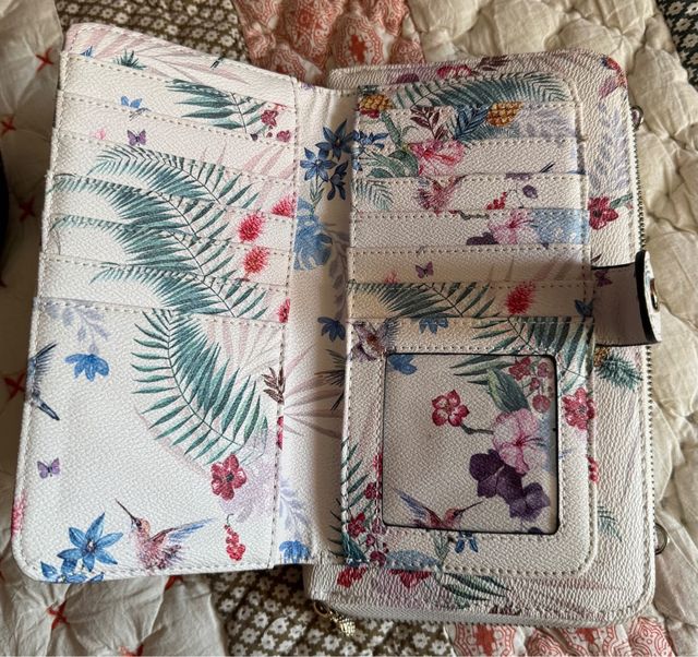 cartera de mano o colgar. se puede vender separado