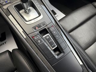 PORSCHE 911 Turbo S Coupe