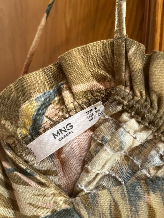 Top Mango verde estampado floral